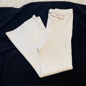 BCBG white ribbed knit pull on pants nwt